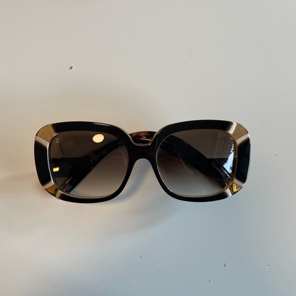 Louis Vuitton Brown Gradient Tint Anemone Sunglasses-Z0401W - Picture 5 of 12